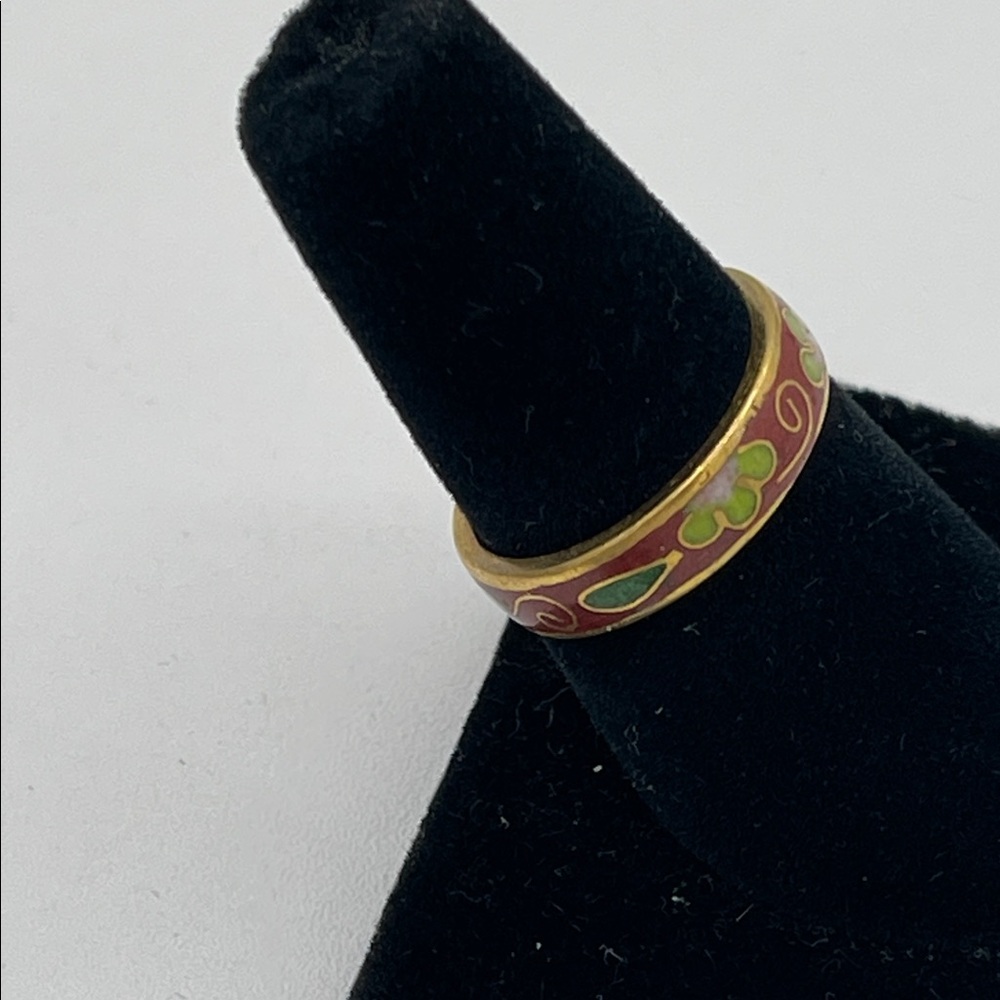3.25.26-14  Red Enamel Floral Band Ring Sz 6.75 - Picture 3 of 6